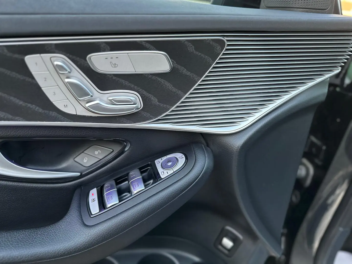 Mercedes-Benz EQC 400 4Matic Electric Art