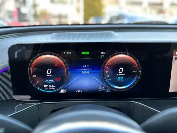 Mercedes-Benz EQC 400 4Matic Electric Art