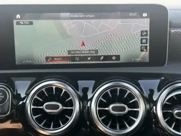 CLA 180 d Progressive  DISTRONIC  PANO LED  KAME