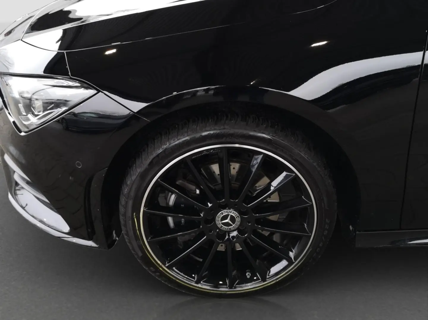 CLA 250 e  AMG Multibeam Pano Night Burmester