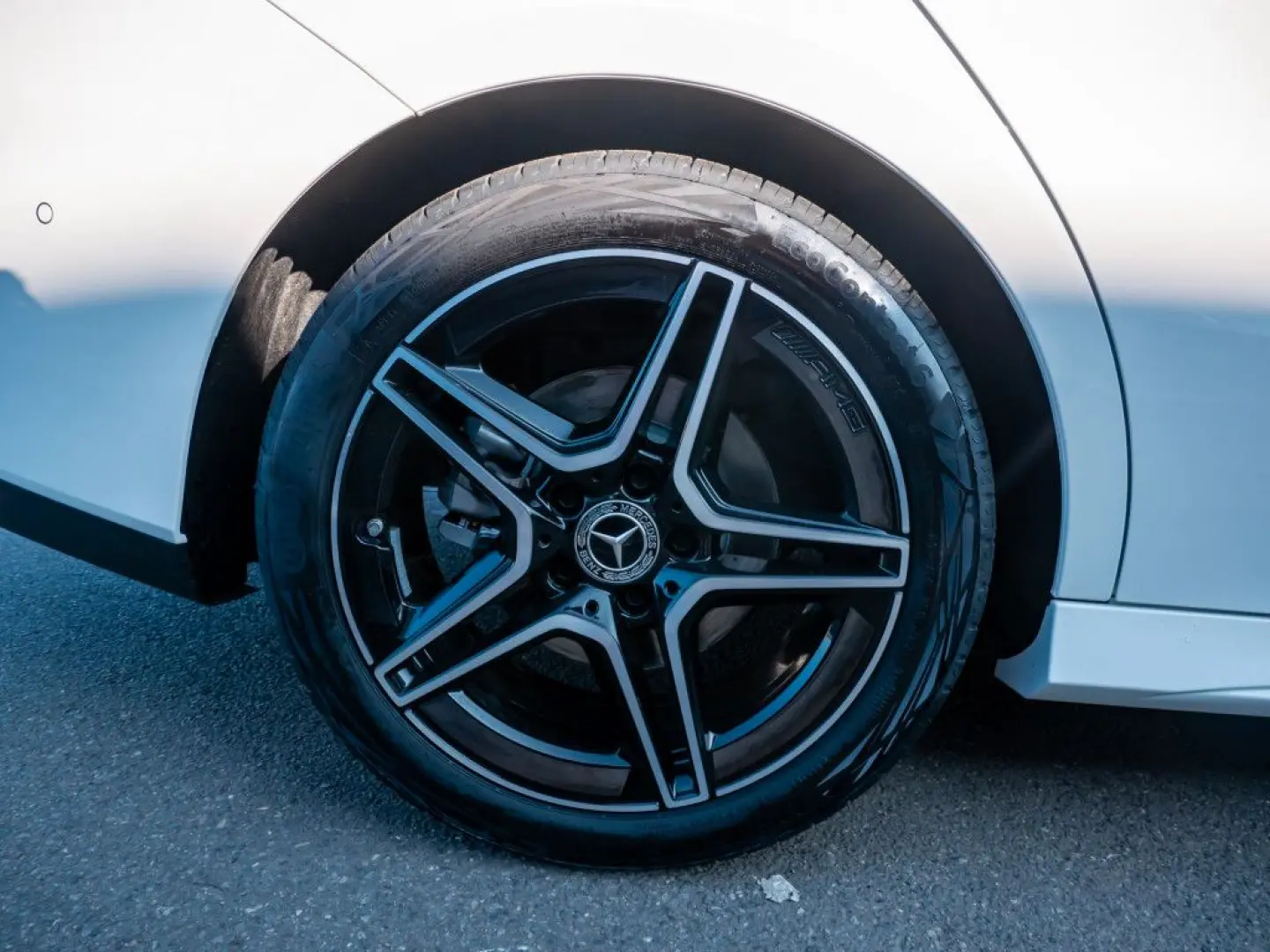 CLA 200 d Coupé AMG Line AHK Distr MULTIBEAM Kam