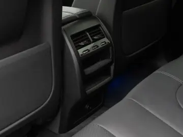 X5 xD30d M Sport HUD DAB DisplayKey HiFi 22Zoll