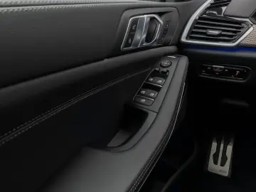 X5 xD30d M Sport HUD DAB DisplayKey HiFi 22Zoll