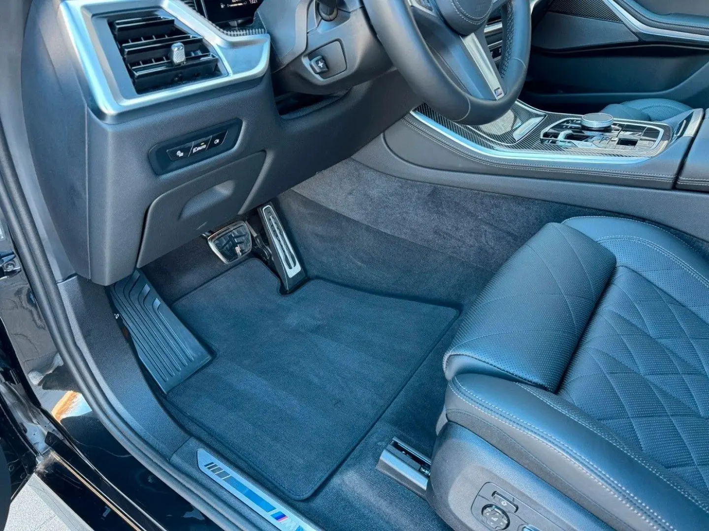 X5 xDrive30d M Sport PANO HUD 360 B&W