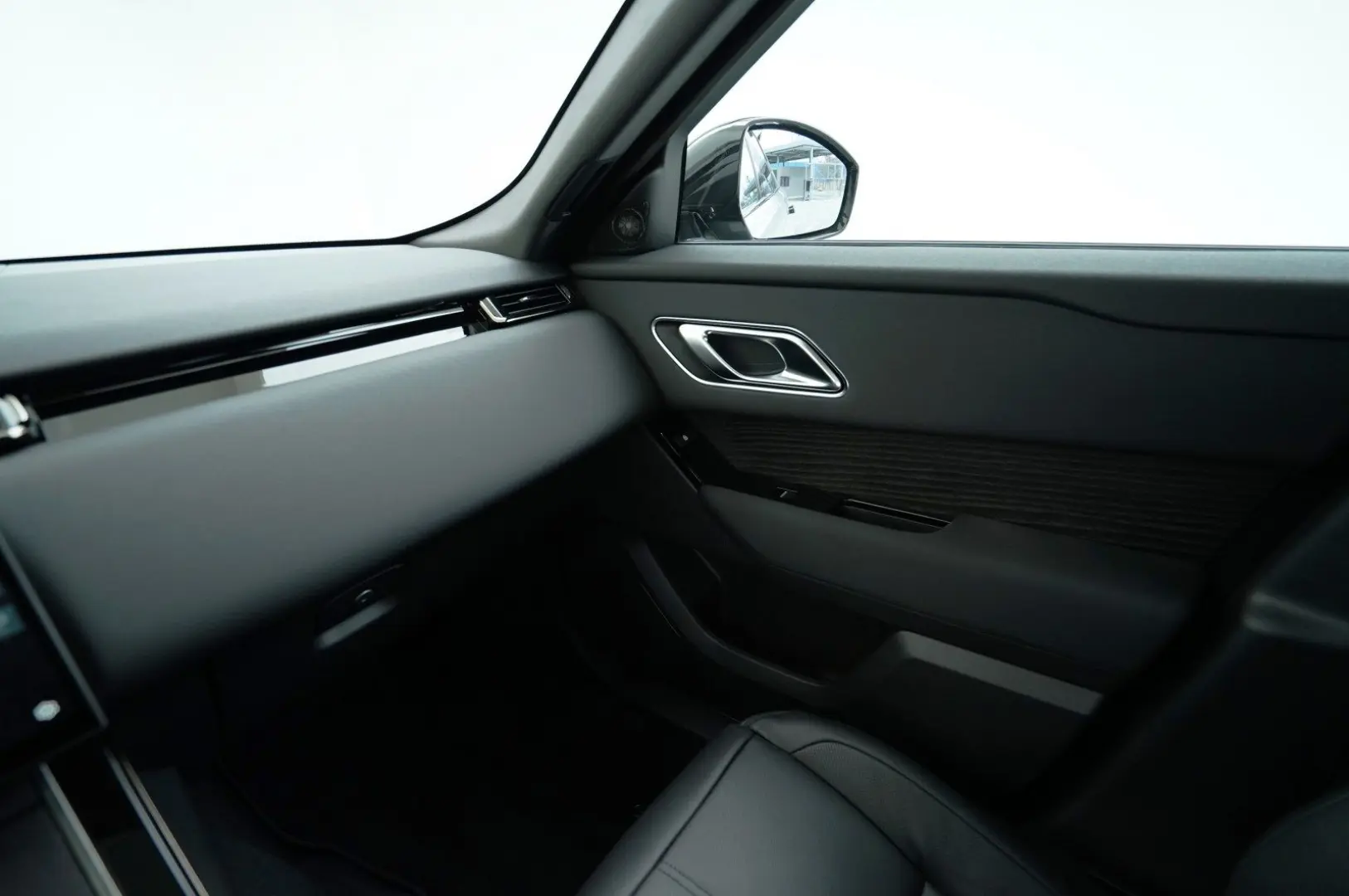 Range Rover Velar D300 AWD Dynamic SE   AHK