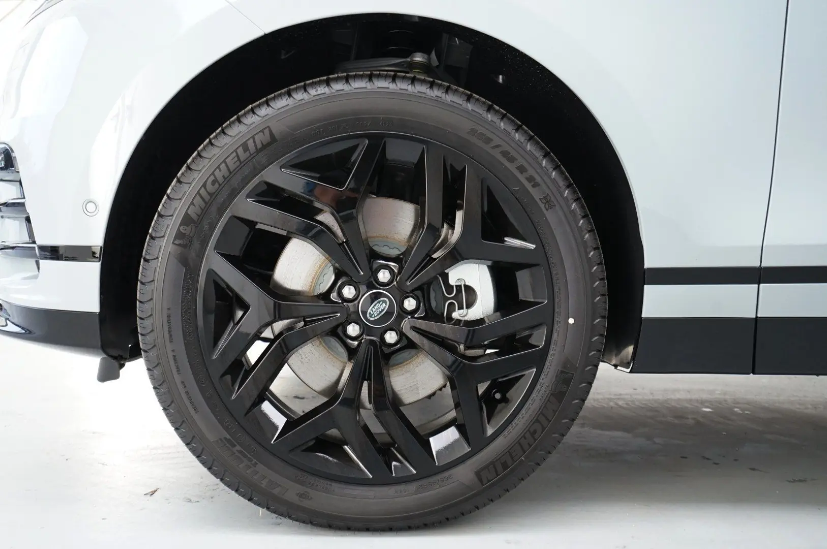 Range Rover Velar D300 AWD Dynamic SE   AHK