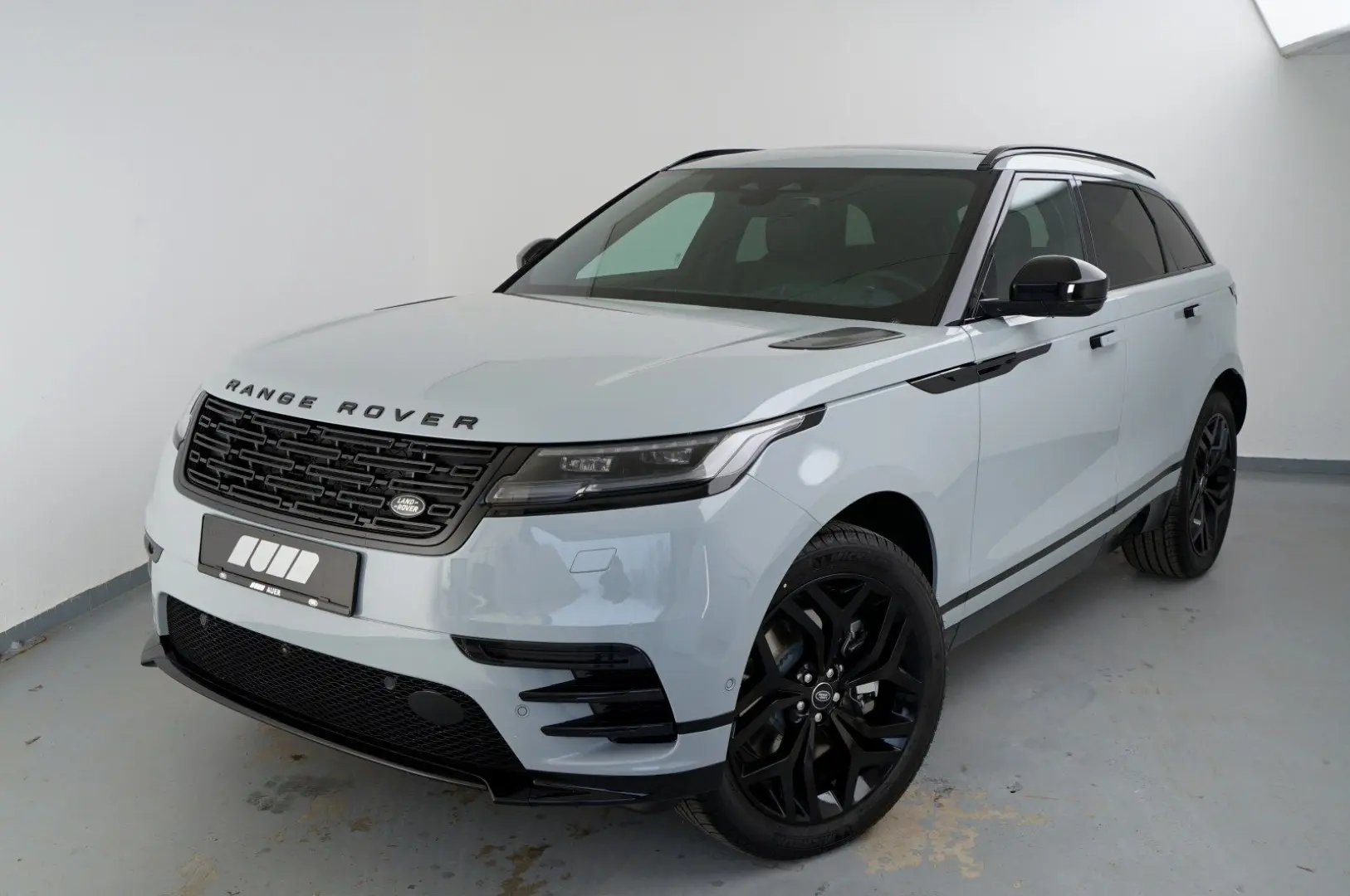 Range Rover Velar D300 AWD Dynamic SE   AHK