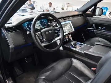 RANGE ROVER 4.4 P530 HSE - SHADOW EXTERIOR PACK