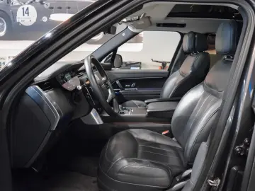 RANGE ROVER 4.4 P530 HSE - SHADOW EXTERIOR PACK