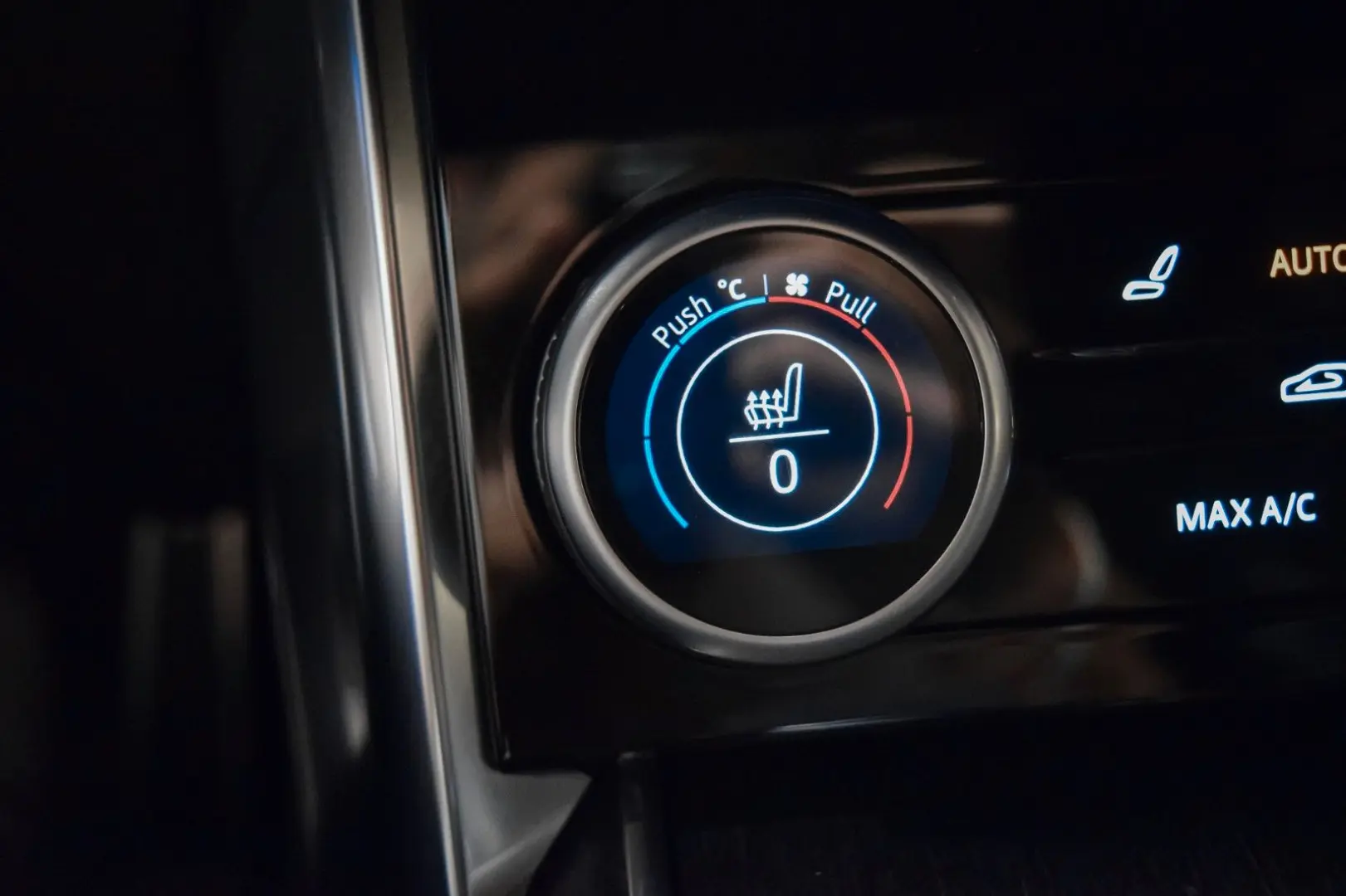 RANGE ROVER 4.4 P530 HSE - SHADOW EXTERIOR PACK