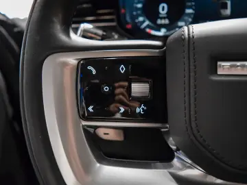 RANGE ROVER 4.4 P530 HSE - SHADOW EXTERIOR PACK