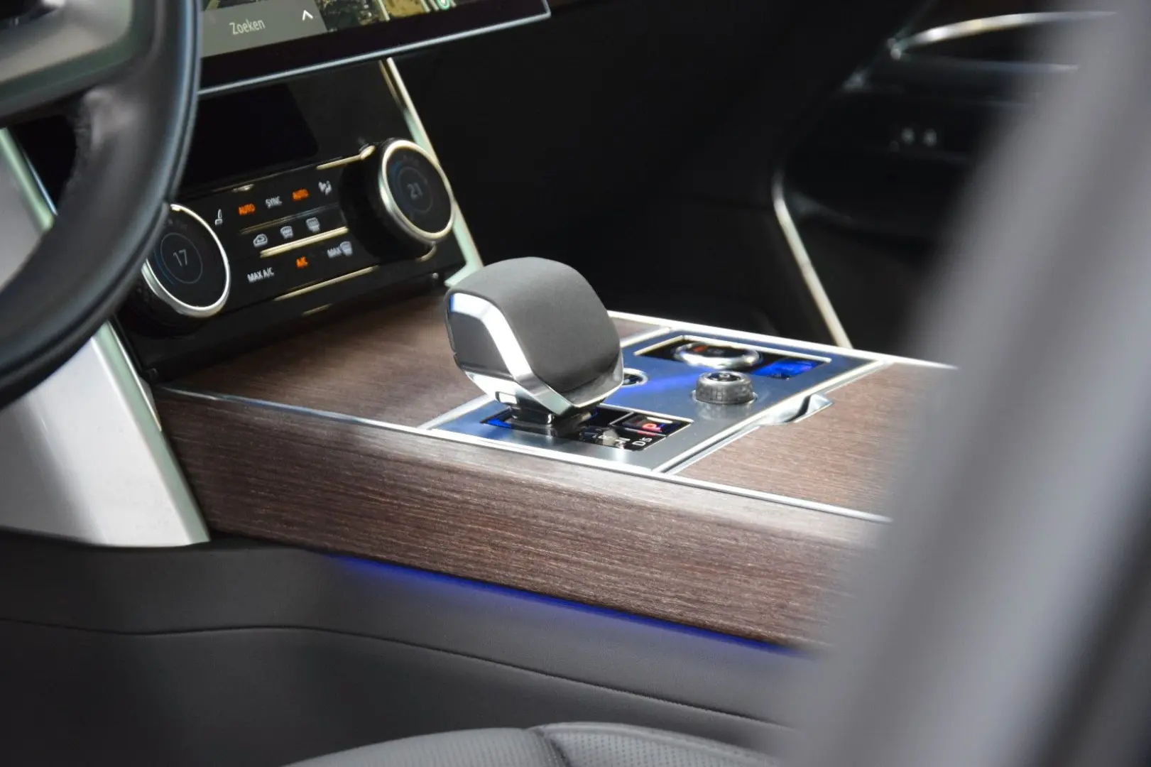 Range Rover SE Hybrid 22'zoll Pano