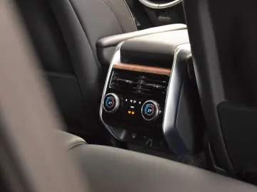 Range Rover SE Hybrid 22'zoll Pano