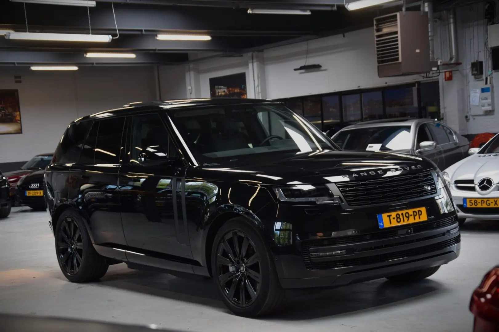 Range Rover SE Hybrid 22'zoll Pano