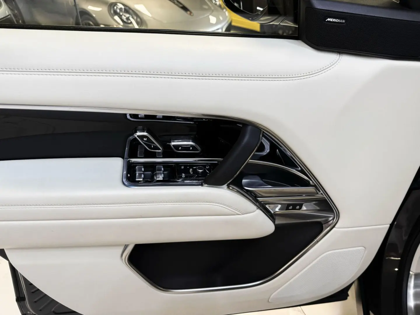 Range Rover P510e AWD SWB HSE