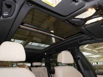 X5 xDrive45e xLine HiFi DAB LED WLAN Pano.Dach