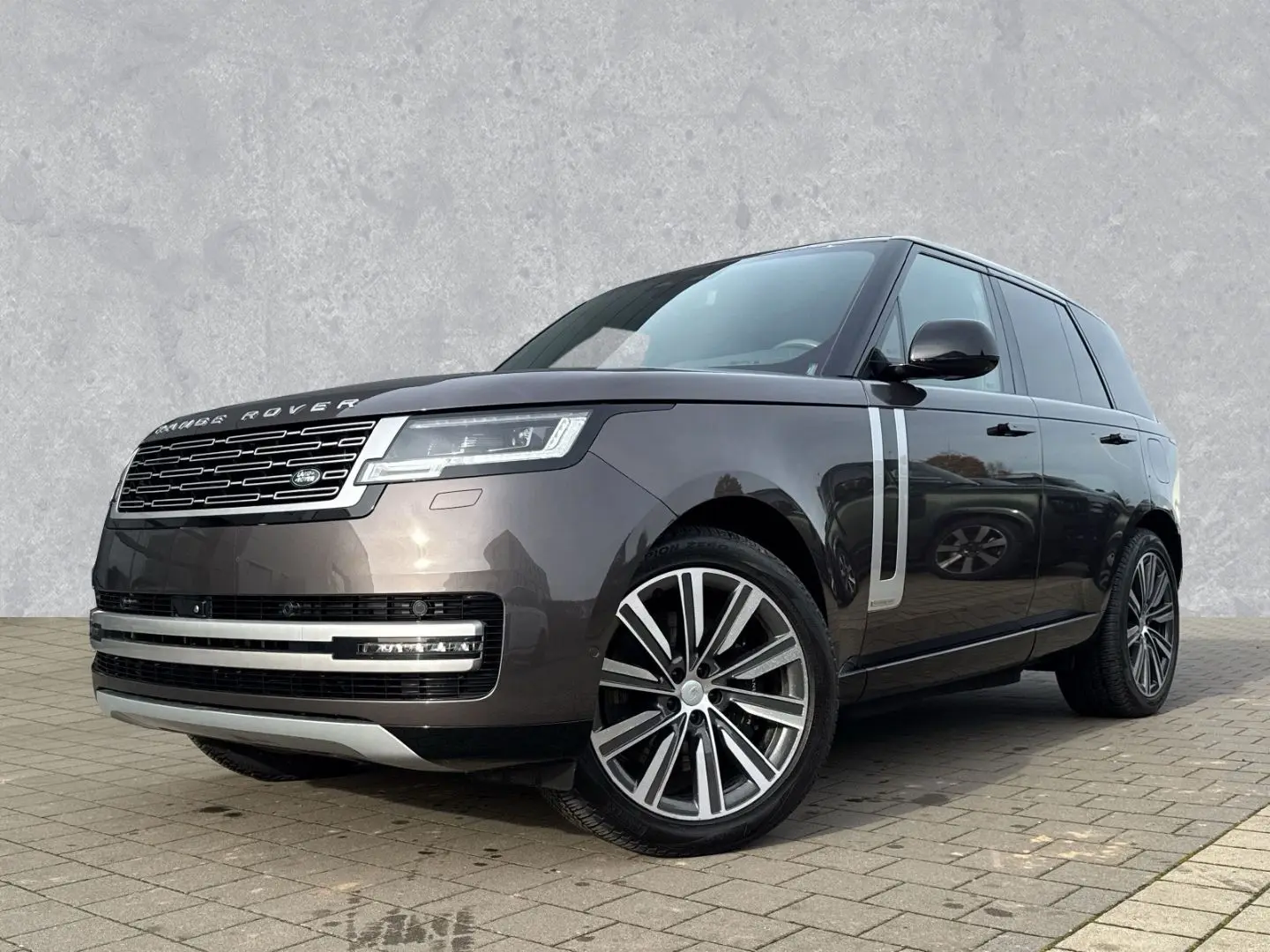 Range Rover P460 Autobiography AHK elektrisch
