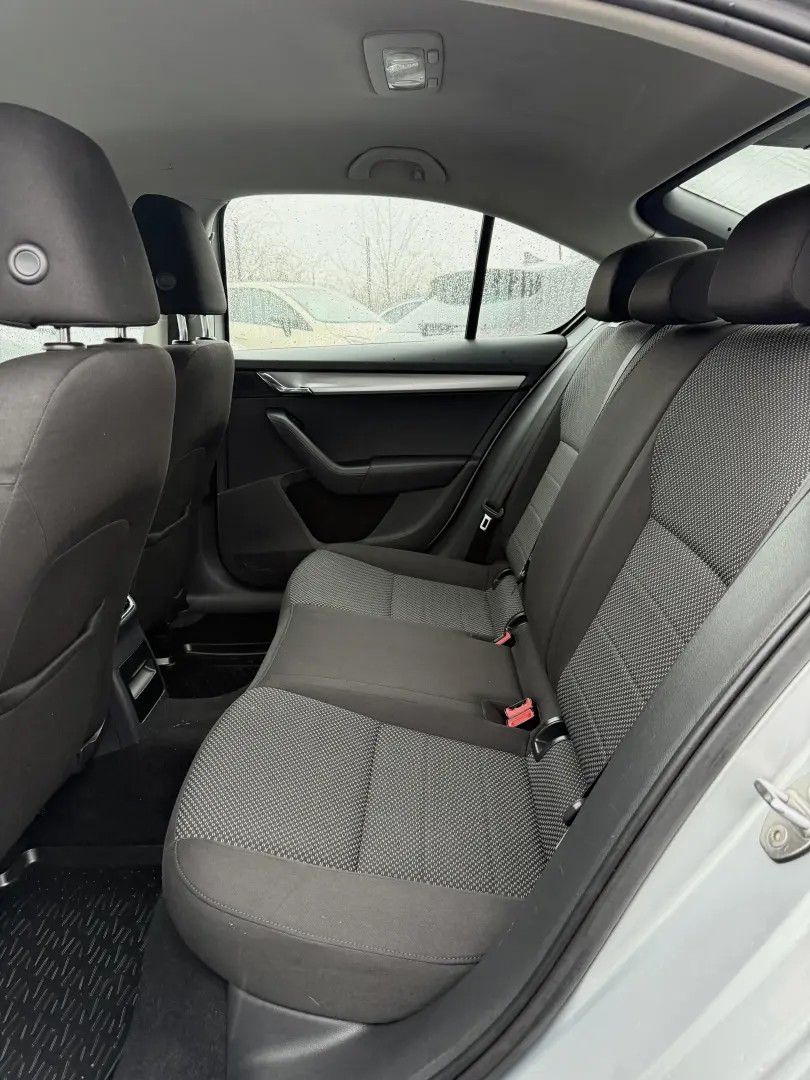 Skoda Octavia 1.6 TDI DSG Ambition