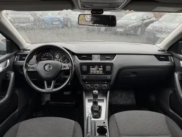 Skoda Octavia 1.6 TDI DSG Ambition