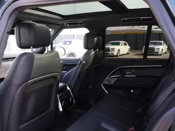 Range Rover D350 HSE SWB Pano-Standhzg-KeyGo-ACC