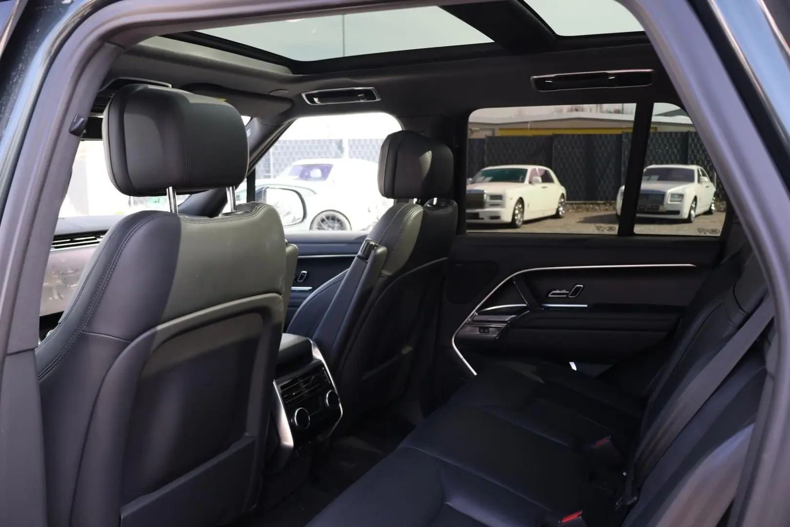 Range Rover D350 HSE SWB Pano-Standhzg-KeyGo-ACC