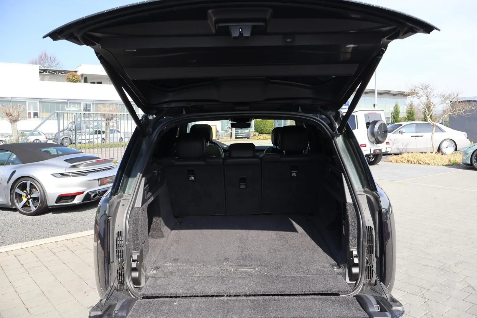 Range Rover D350 HSE SWB Pano-Standhzg-KeyGo-ACC