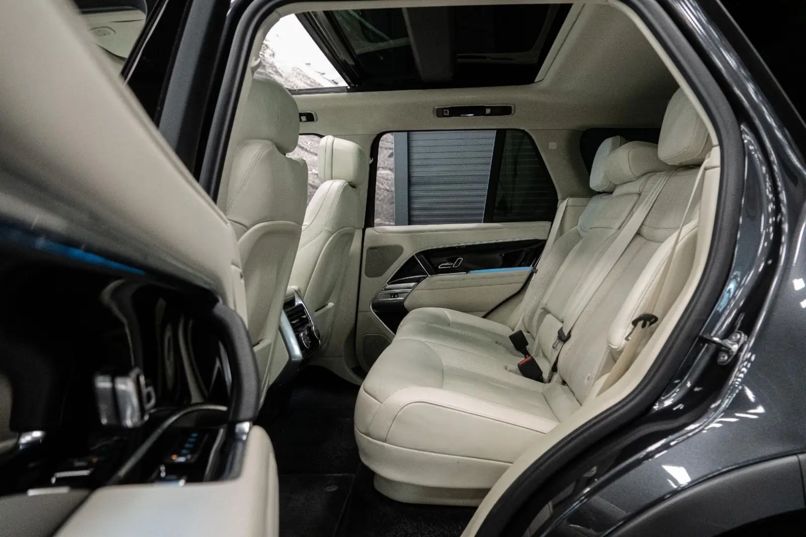 Range Rover SE Hybrid Pano Softk Meridian Luft