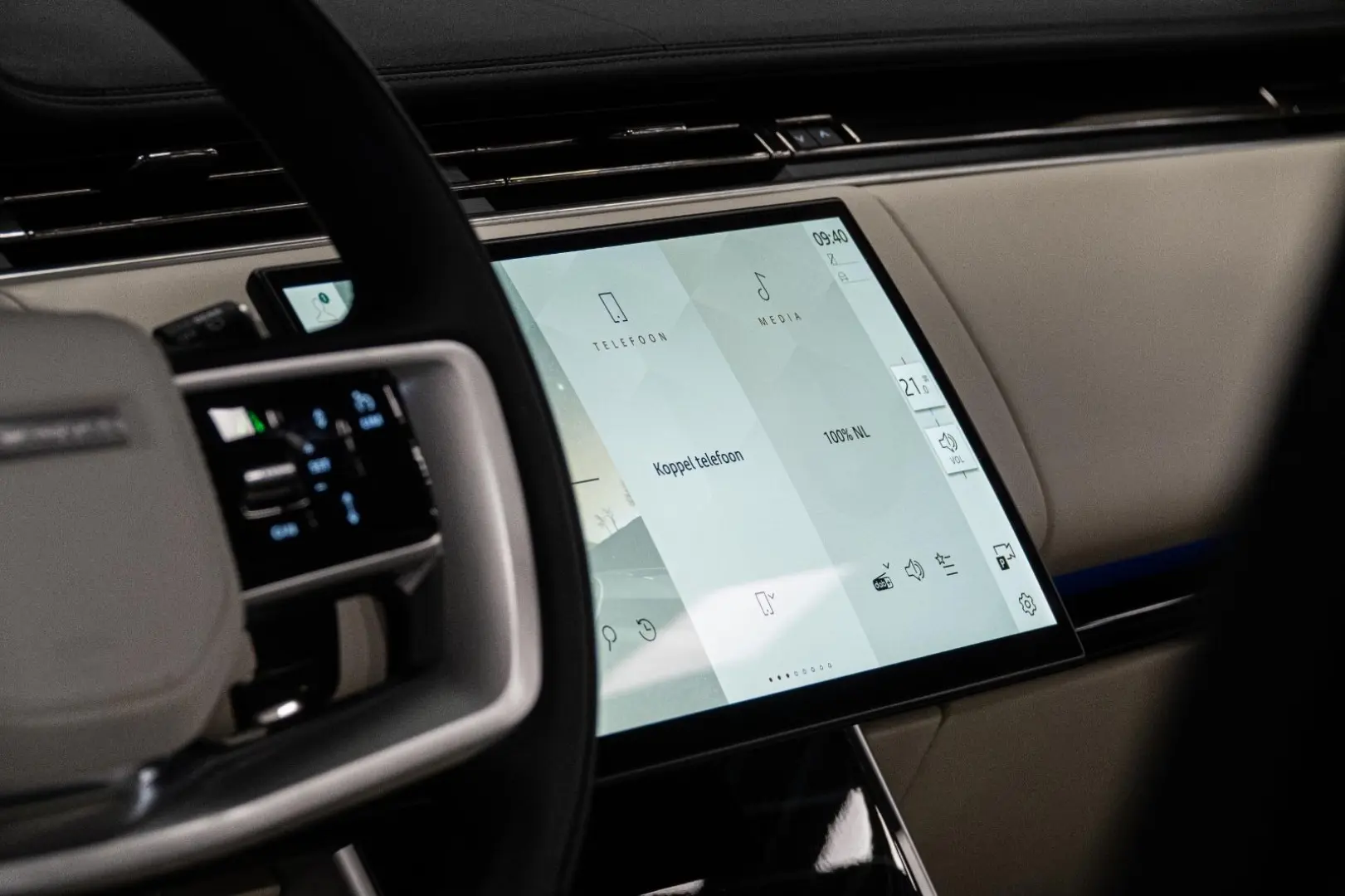 Range Rover SE Hybrid Pano Softk Meridian Luft