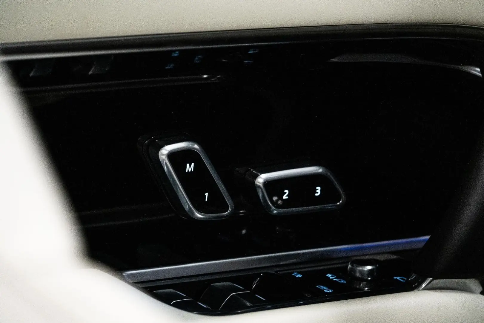 Range Rover SE Hybrid Pano Softk Meridian Luft