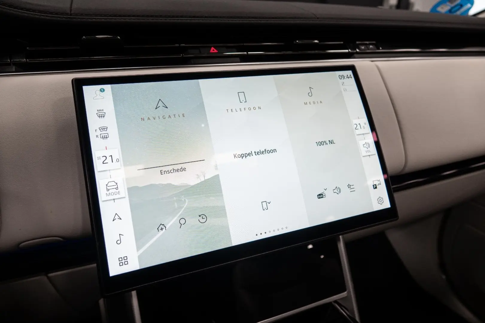 Range Rover SE Hybrid Pano Softk Meridian Luft