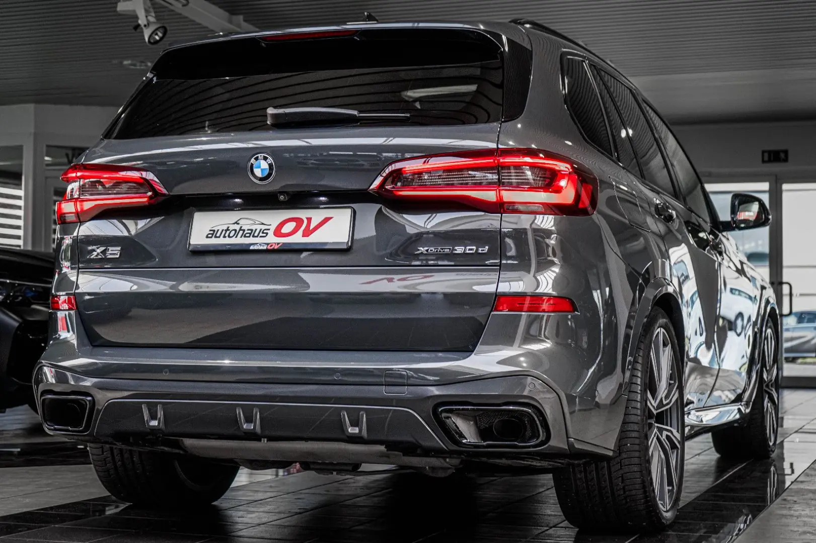 X5 30xd M Sport Individual 3xTV 360 Pano 7xSitze