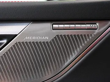 F-PACE P250 R-Dynamic SE AWD Pano