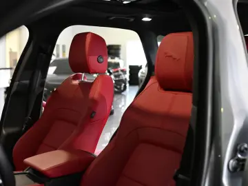 F-PACE P250 R-Dynamic SE AWD Pano