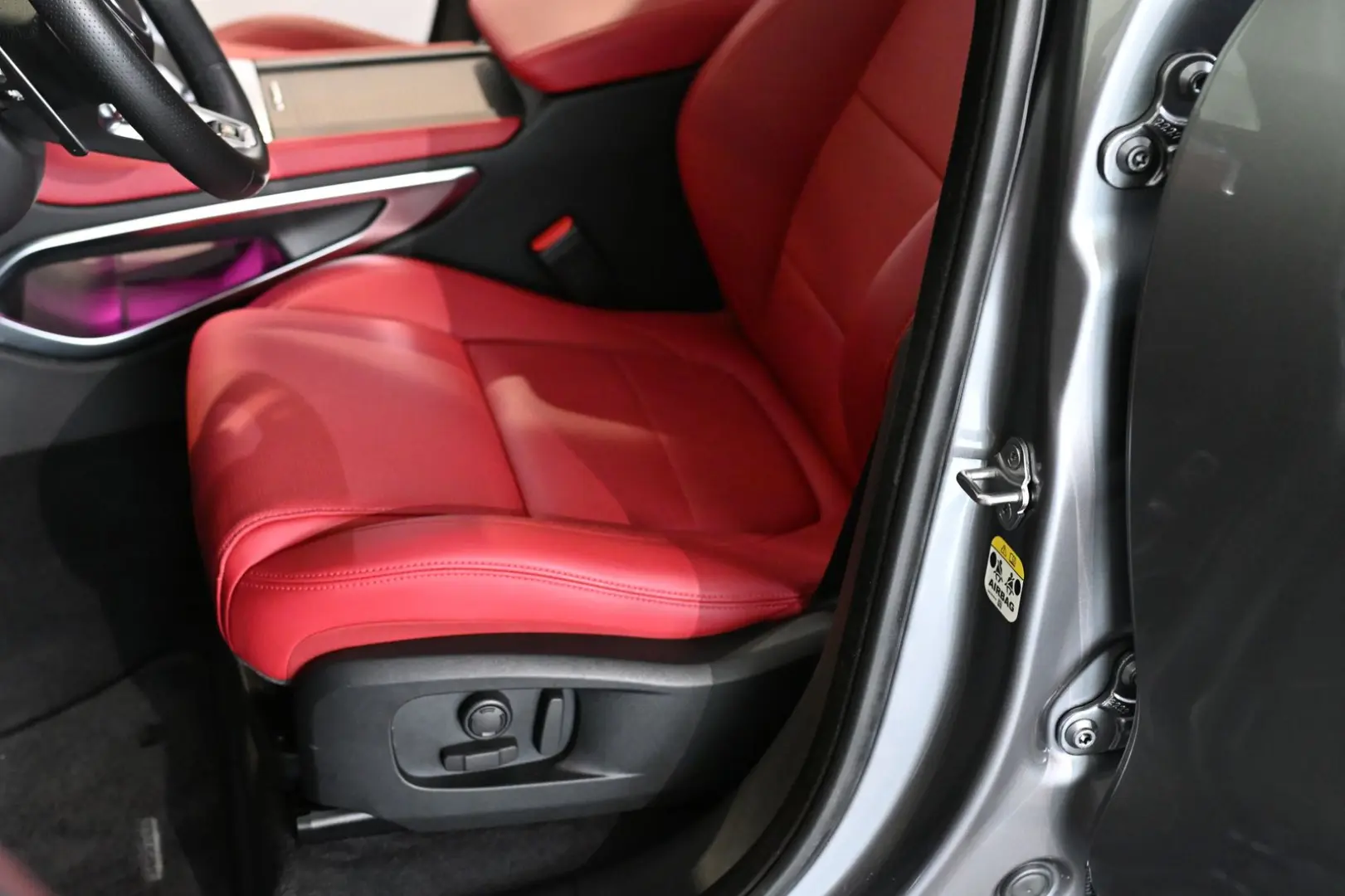 F-PACE P250 R-Dynamic SE AWD Pano