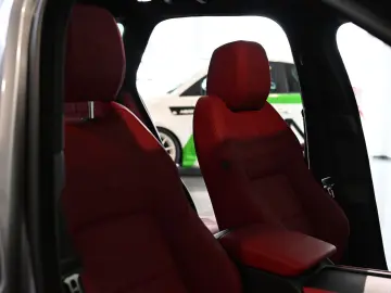 F-PACE P250 R-Dynamic SE AWD Pano