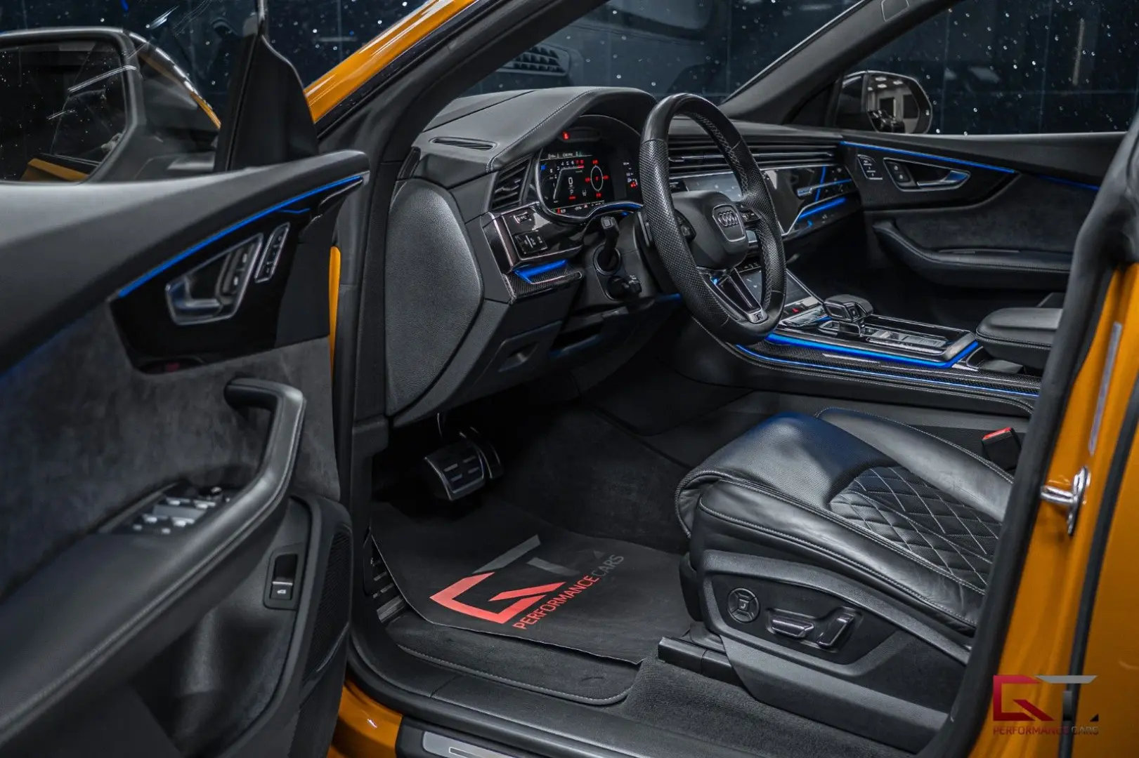 SQ8 23  Pano Massage Maxton HuD Tow Matrix B&O