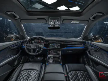 SQ8 23  Pano Massage Maxton HuD Tow Matrix B&O