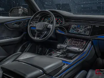 SQ8 23  Pano Massage Maxton HuD Tow Matrix B&O