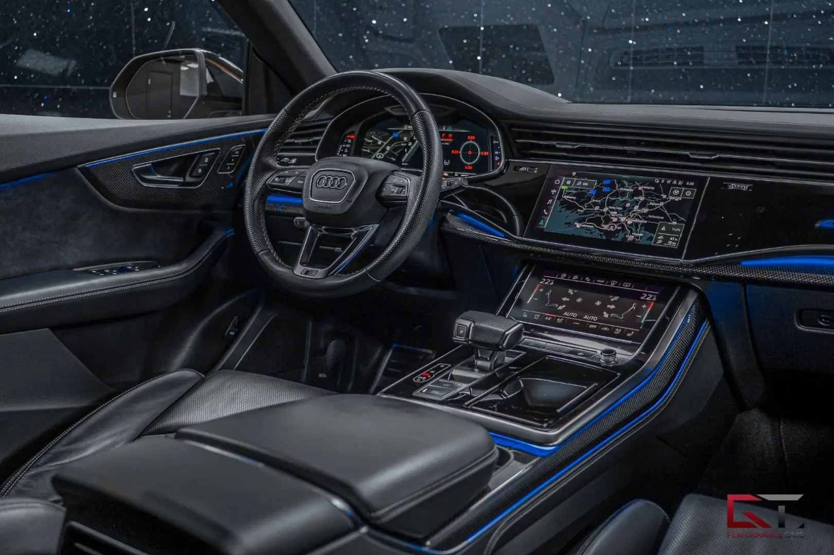 SQ8 23  Pano Massage Maxton HuD Tow Matrix B&O