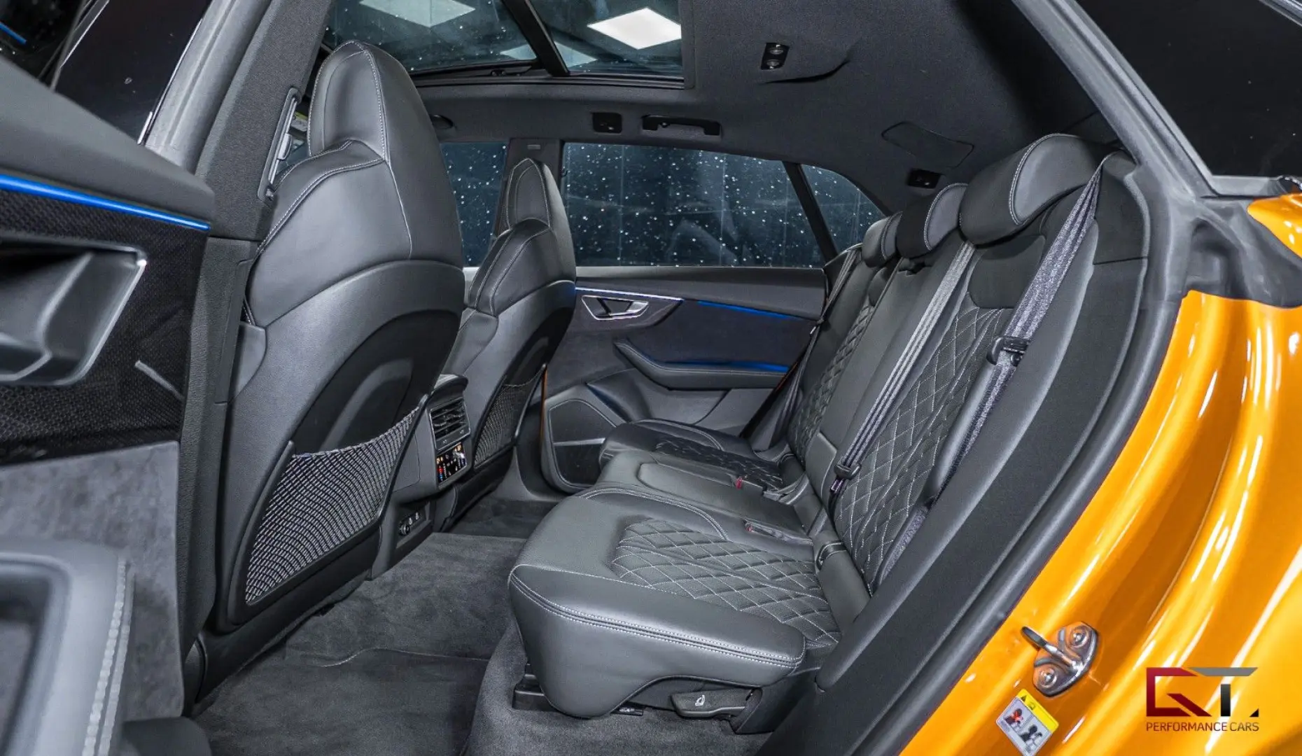 SQ8 23  Pano Massage Maxton HuD Tow Matrix B&O