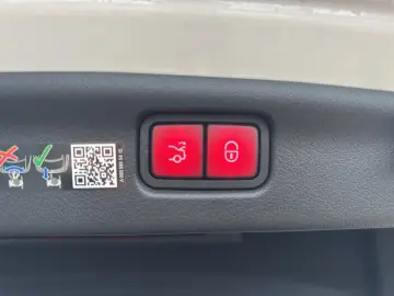 C 220 d 4M AMG Distro Burme3D KeyGo Night 360