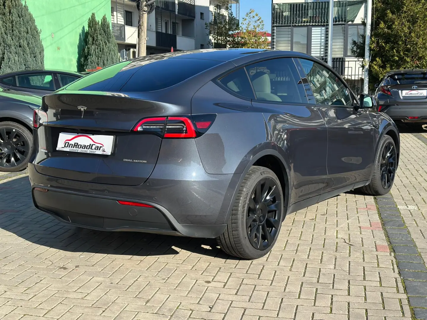 Tesla Model Y Long Range Dual Motor AWD