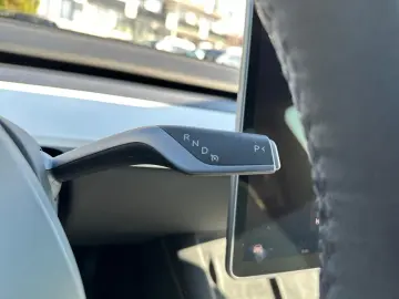 Tesla Model Y Long Range Dual Motor AWD