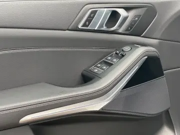 X5 xDrive 30 d M Sport PANO HuD SOFTC. LASER CAM