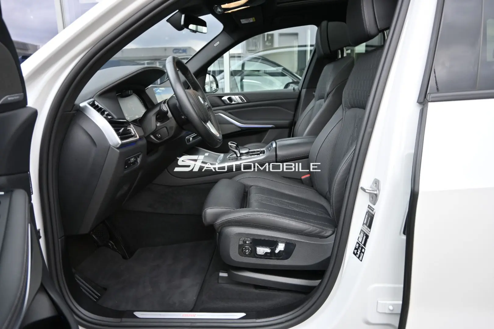 X5 xDr. 30d xLine  UVP 113.699€  INTEGRAL LUFT