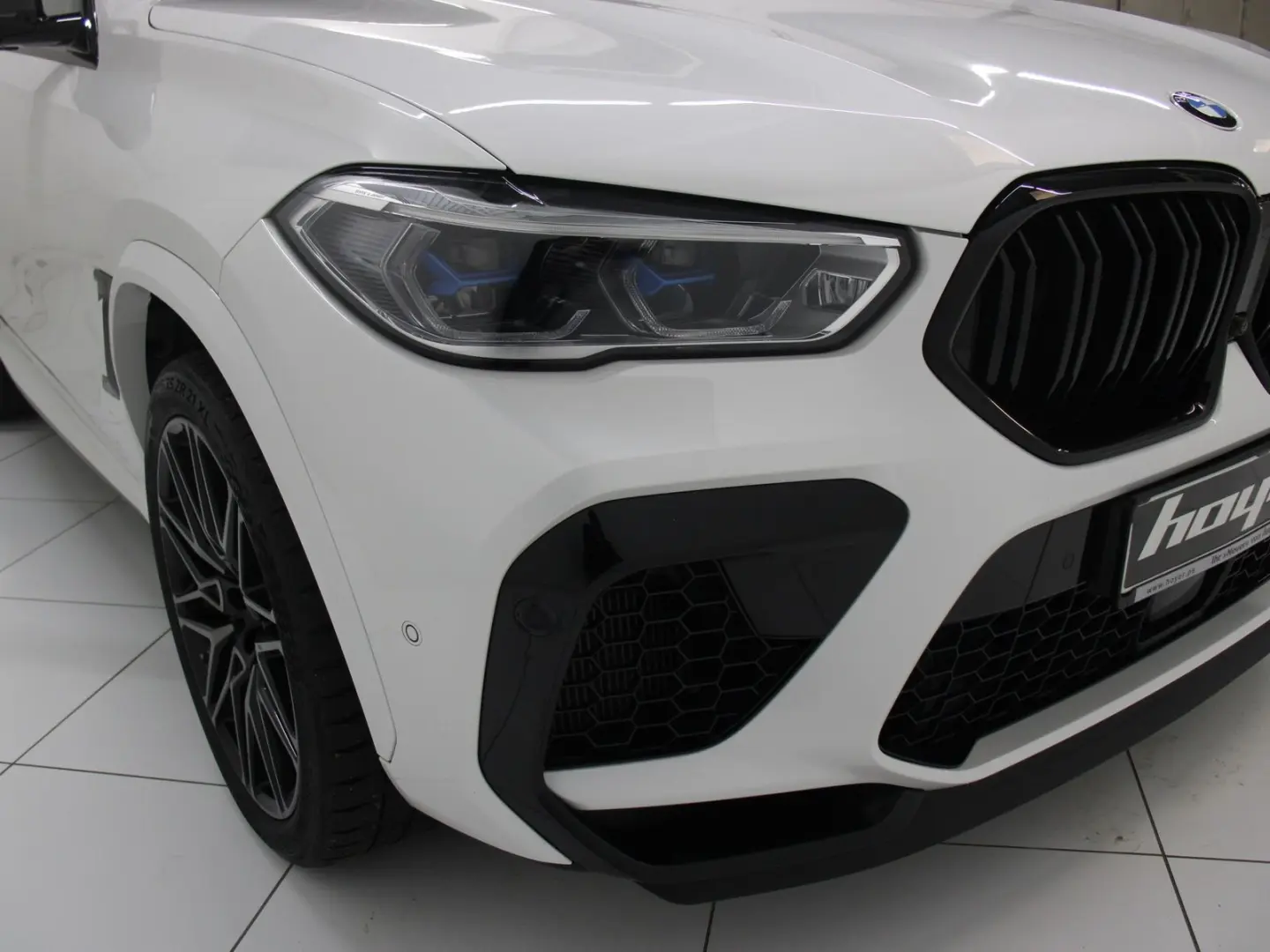 X6 M Competition Drivers Package