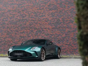 Aston Martin V8 Vantage   Sofort - Malachite - B&O - 360