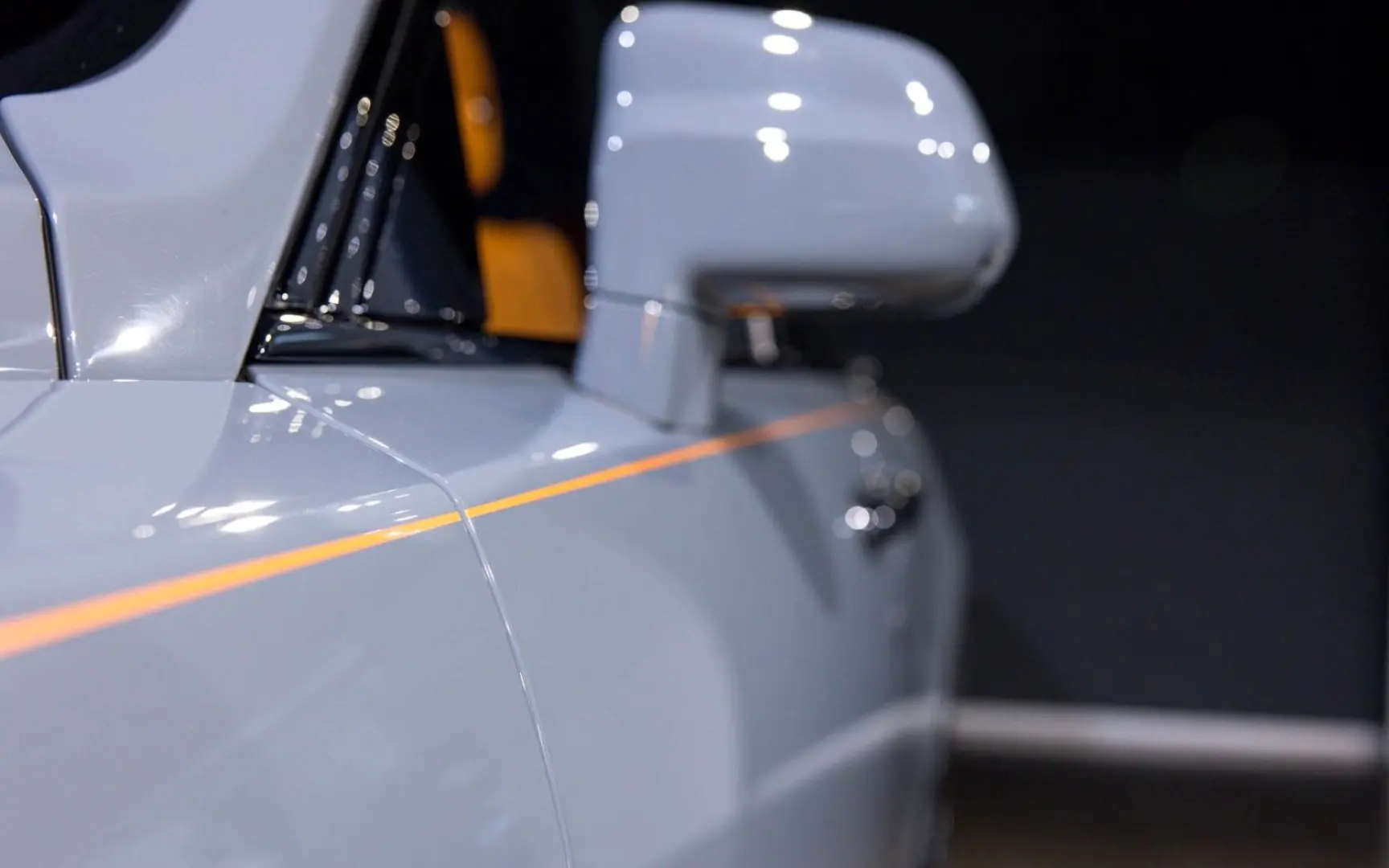 CULLINAN BLACK BADGE   STAR   ROOF   MANDARIN