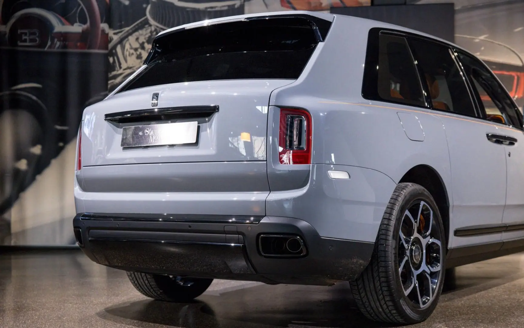 CULLINAN BLACK BADGE   STAR   ROOF   MANDARIN