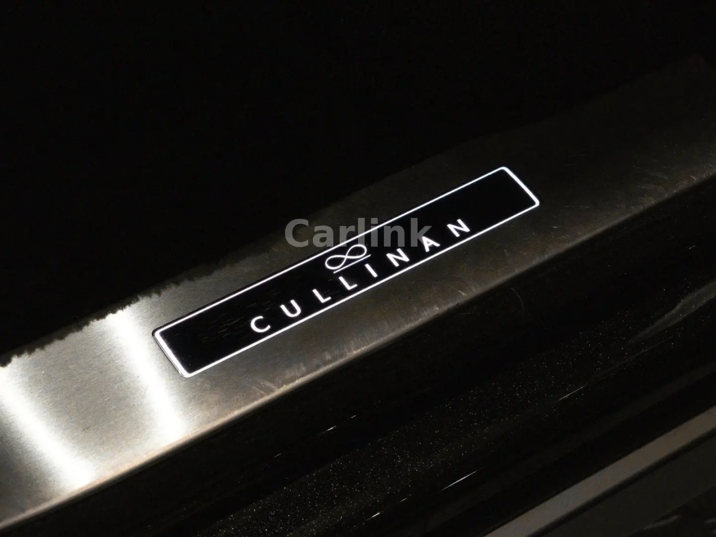 Cullinan Black Badge -SHOOTING STAR-THEATRE-